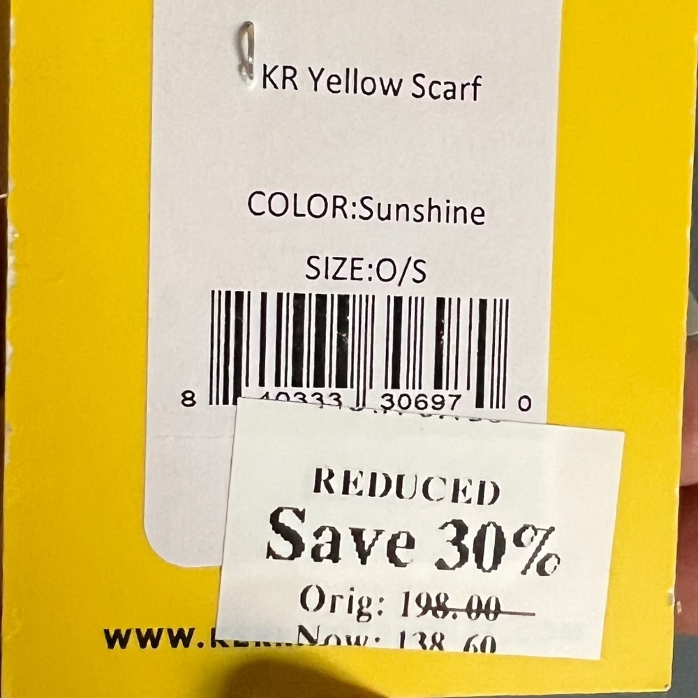 Kerri Rosenthal yellow scarf - Picture 5 of 7